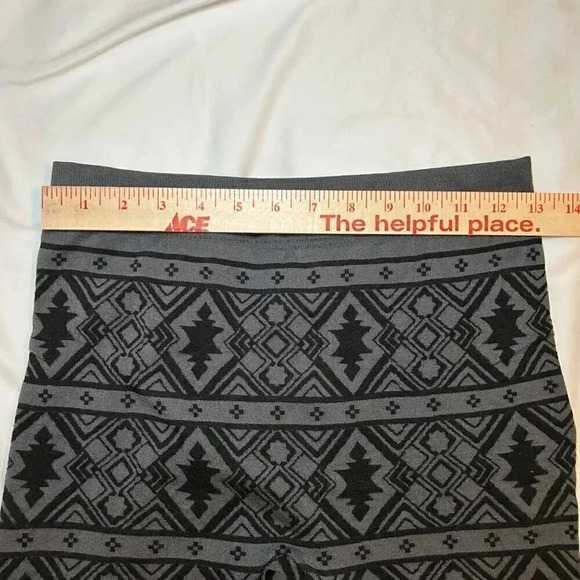 2/$30 Pink Republic Size Medium Fleece Insulated Leggings Girls Comfy Outdoors - Picture 3 of 10